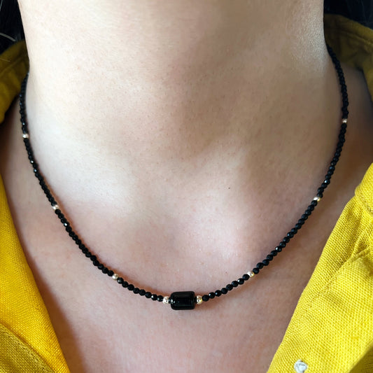 Collar de Turmalina Negra