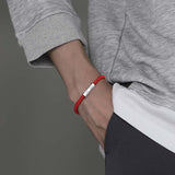 Pulsera Hilo Rojo Grabada (Plata de Ley)