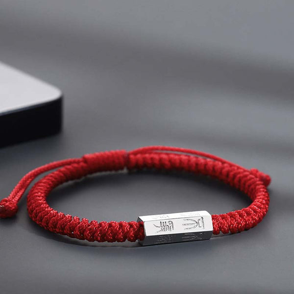 Pulsera Hilo Rojo Grabada (Plata de Ley)
